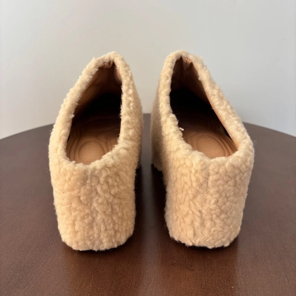 Azalea Wang cozy clogs